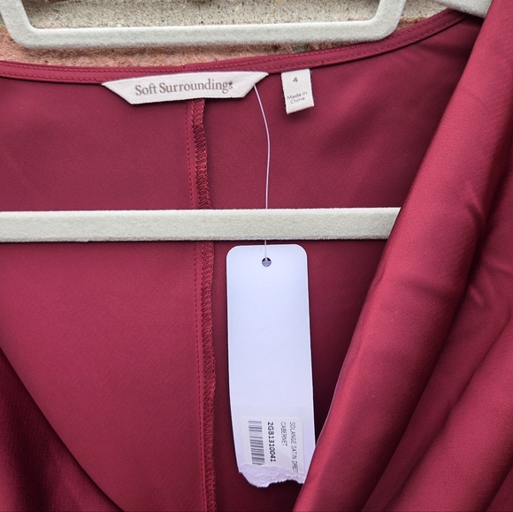 Soft Surroundings Solange satin long-sleeve dress Cabernet burgundy Sz 4 Holiday - Picture 6 of 8